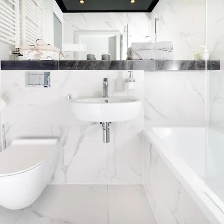 Urban Chic - One Bedroom - Gdanska Łódź