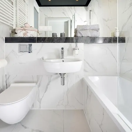 Urban Chic - One Bedroom - Gdanska وودج